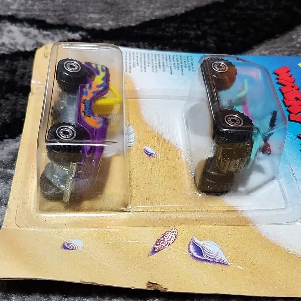 1992 LIMITED EDITION HOT WHEELS KOOL-AID MATTEL WACKY WAREHOUSE 2-PACK